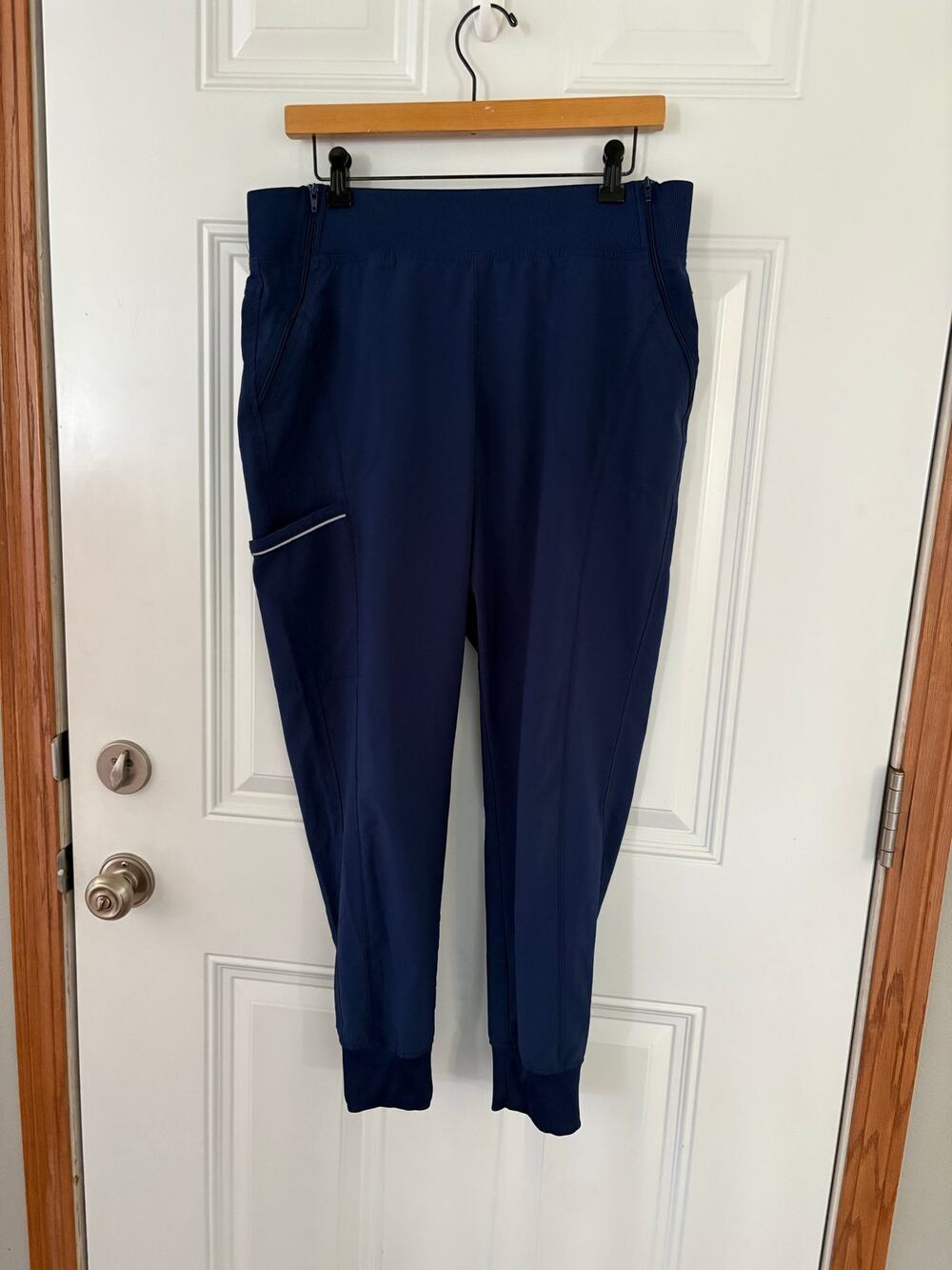 Women’s Cherokee Infinity Joggers Navy Blue Size Large
